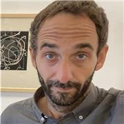 Insegnante madrelingua italiano offre ripetizioni per tutte le materie delle scuole medie. La passione del trasmettere è generare amore per il sapere. La mia passione mi ha da sempre guidato in tutte le mie scelte legate all’apprendere
